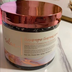 Champagne charcoal scrub